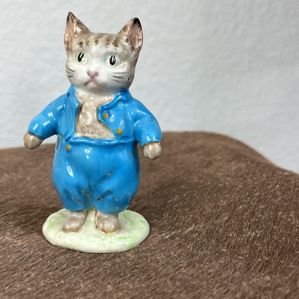 Beatrix Potter Ceramic Tom Kitten Cat in Blue Suit Figurine Beswick England